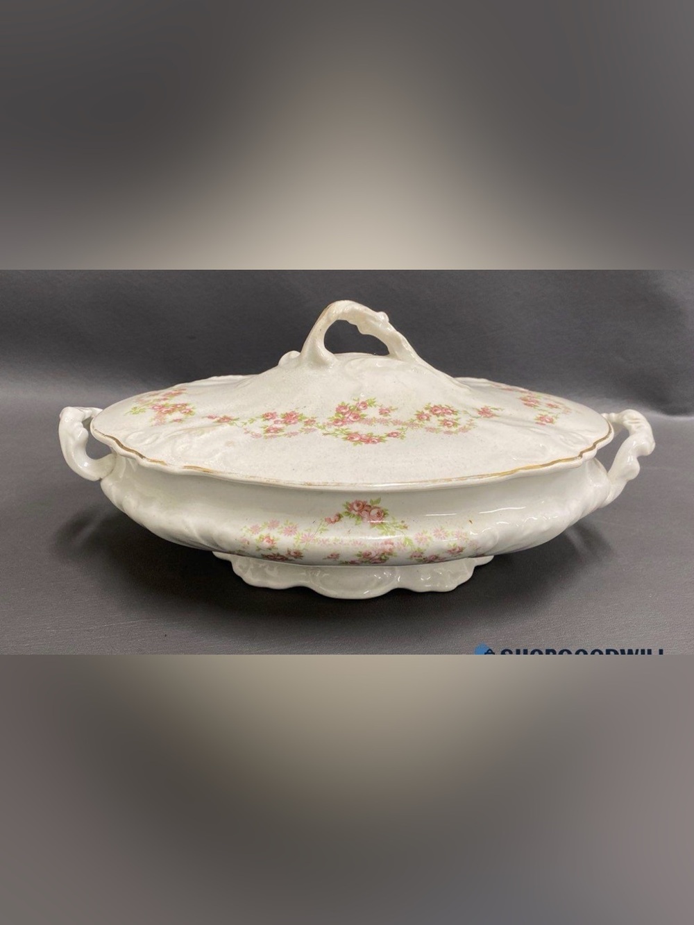 Vintage Royal China International Pink Floral Ceramic Tureen Dish W/Lid